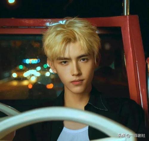 娱乐吃瓜TOP,揭秘明星幕后故事