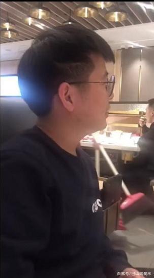 抖音上的娱乐圈吃瓜博主,吃瓜博主带你探秘明星幕后故事